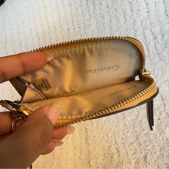 Calvin Klein Tan Card Holder with Key Clip Coin Purse Pouch with Hook - Picture 4 of 7
